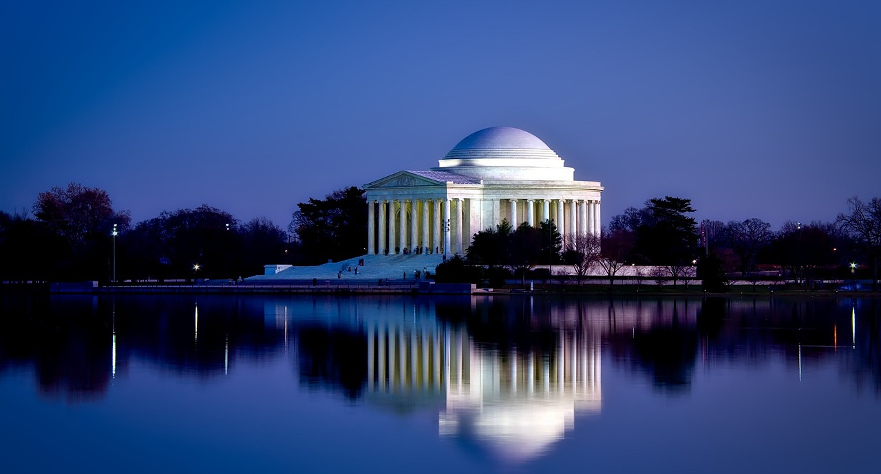 Washington DC Jefferson Memorial at twilight with reflection in water